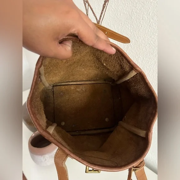 Vintage Dooney & Bourke brown leather bucket bag - Picture 9 of 14
